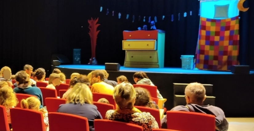 Théâtre à l'Ouest, à Caen, découvrez la scène 100% rires en famille !